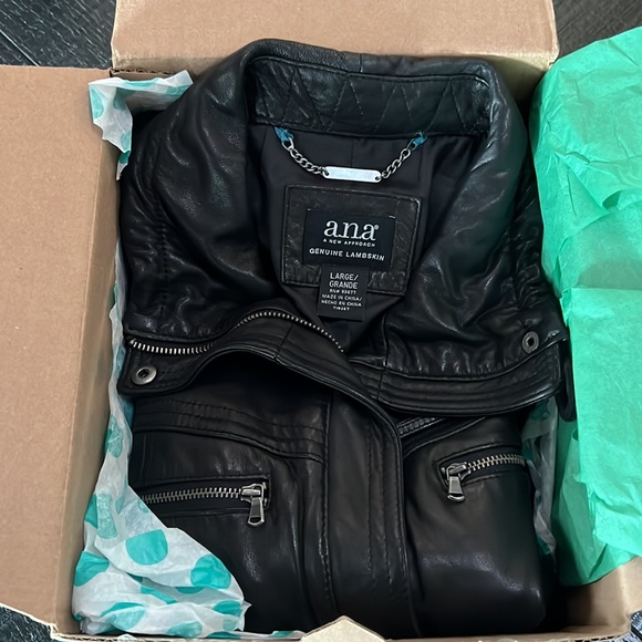 Buttery soft black leather jacket. - Picture 8 of 8